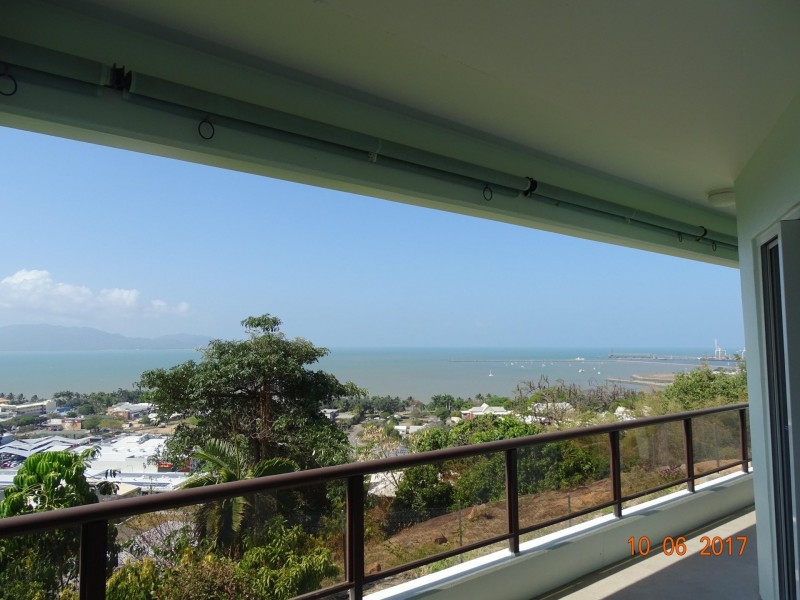 13/7 Hale St, Townsville City QLD 4810