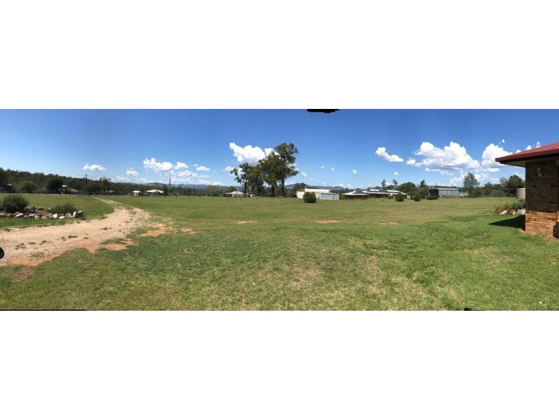 12 Anna Court, Placid Hills QLD 4343