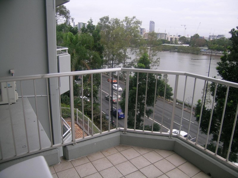 56 Dunmore Terrace, Auchenflower QLD 4066