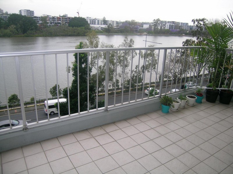 56 Dunmore Terrace, Auchenflower QLD 4066