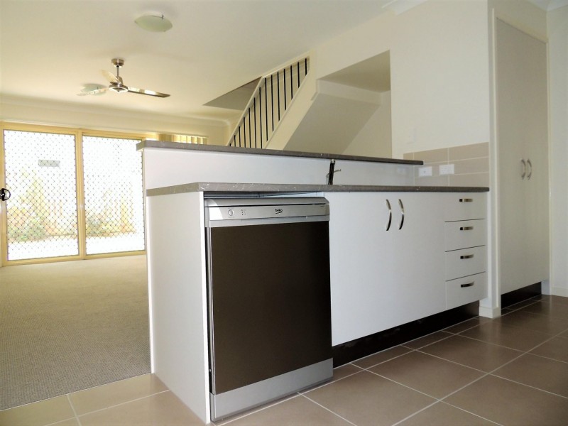 71 Stanley Street, Strathpine QLD 4500
