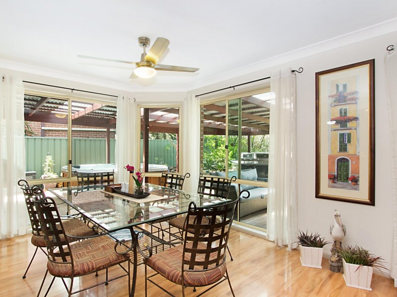 8 Briarwood Ave, Glenmore Park NSW 2745