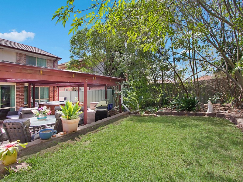 8 Briarwood Ave, Glenmore Park NSW 2745