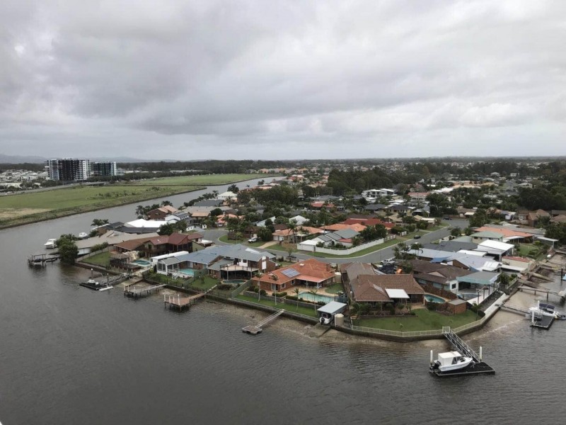 5 Harbourside Drive, Biggera Waters QLD 4216