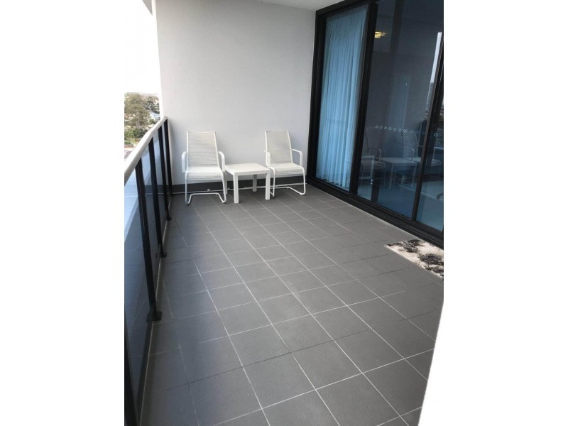 5 Harbourside Drive, Biggera Waters QLD 4216