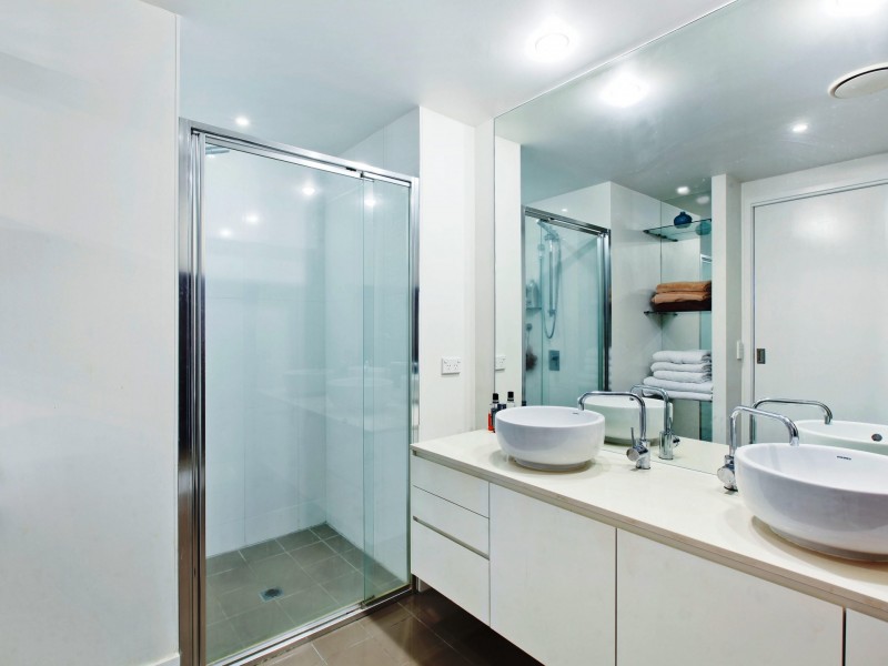 438 Marine Parade, Biggera Waters QLD 4216