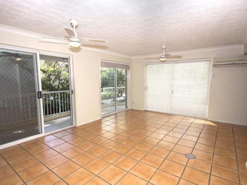 4/23 Brighton Street, Biggera Waters QLD 4216