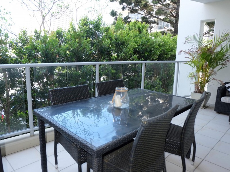 25/21 CYPRESS AVENUE, Surfers Paradise QLD 4217