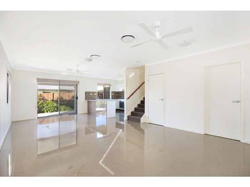 16/2 Photinia Crescent, Mountain Creek QLD 4557