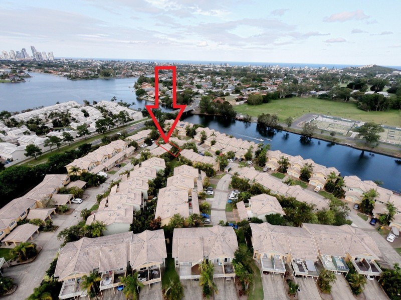 92/215 Cottesloe, Mermaid Waters QLD 4218