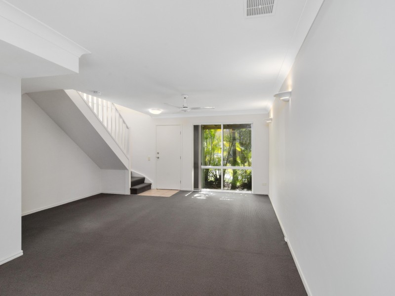 92/215 Cottesloe, Mermaid Waters QLD 4218