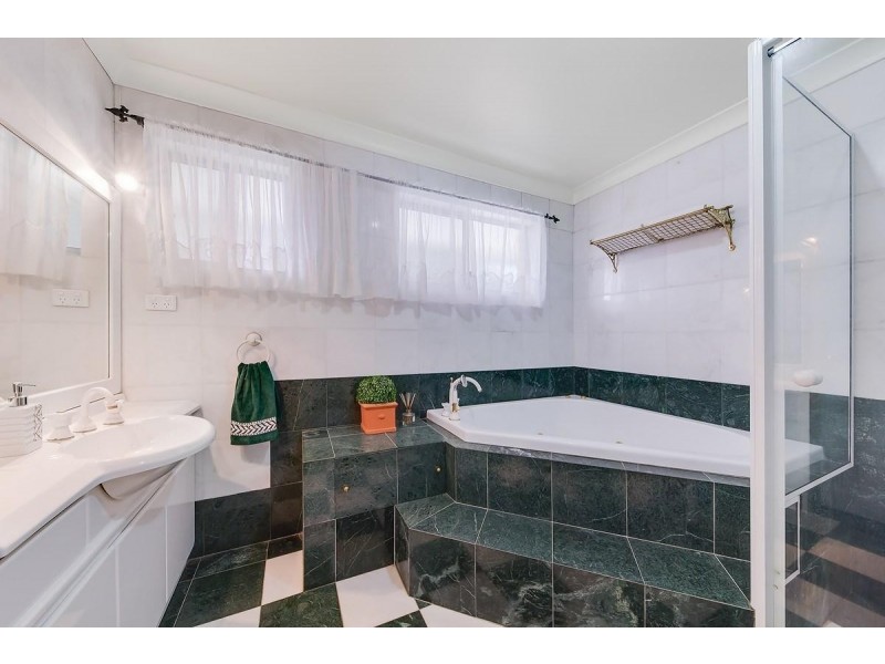 98 Tarrants Ave, Eastwood NSW 2122
