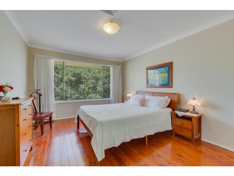 98 Tarrants Ave, Eastwood NSW 2122