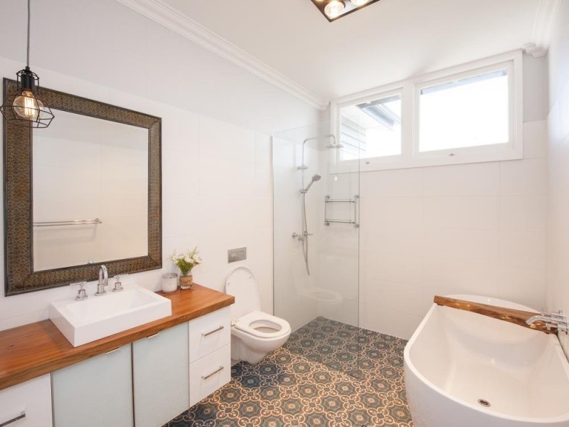 32 Raff St, East Toowoomba QLD 4350