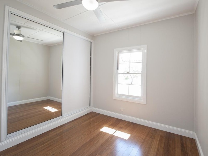 32 Raff St, East Toowoomba QLD 4350