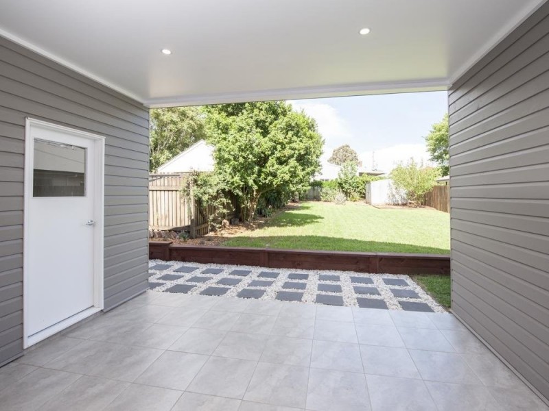 32 Raff St, East Toowoomba QLD 4350