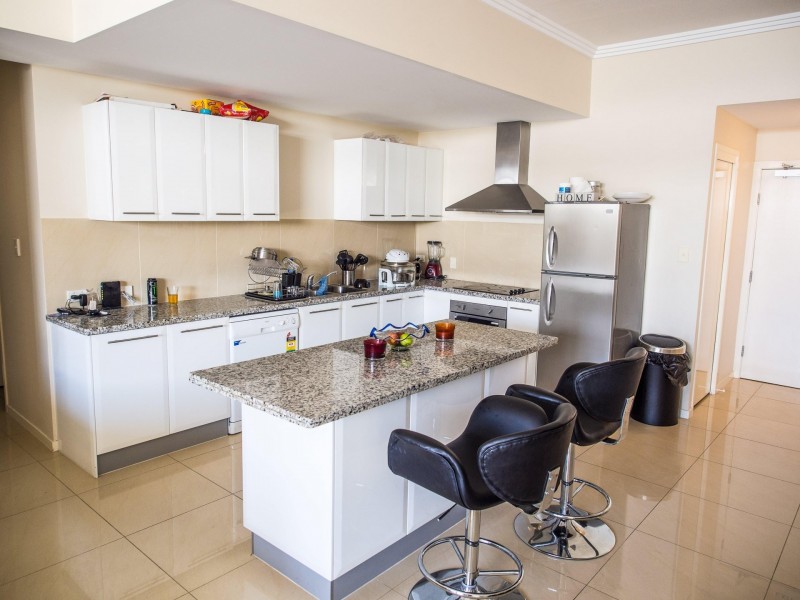 32 Rock Street, Scarborough QLD 4020