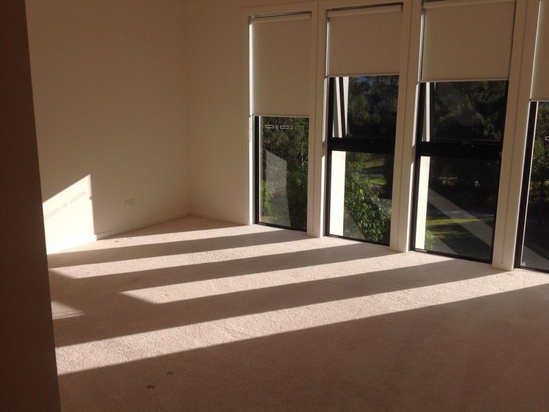 59 Easthill Drive, Robina QLD 4226