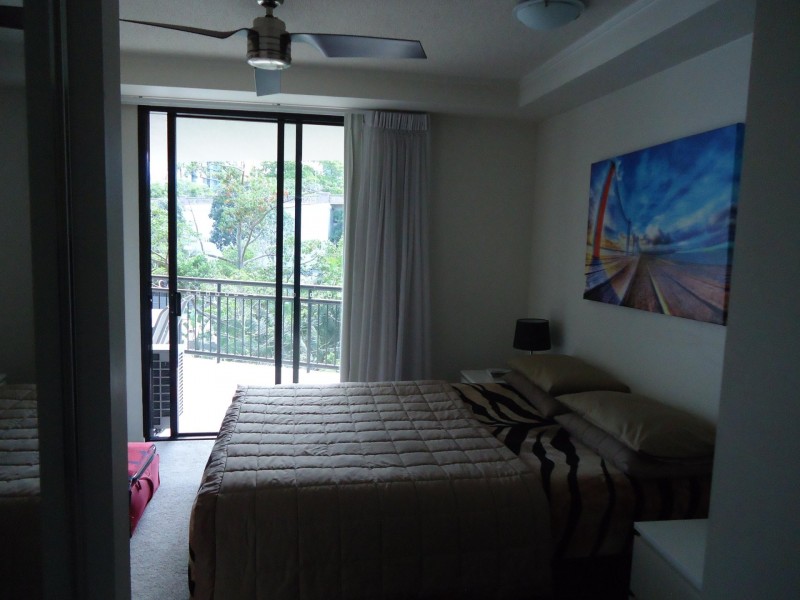 102/15 Goodwin Street, Kangaroo Point QLD 4169