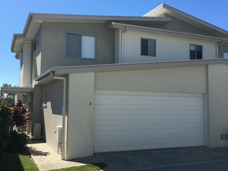 2/2 Photinia Crescent, Mountain Creek QLD 4557