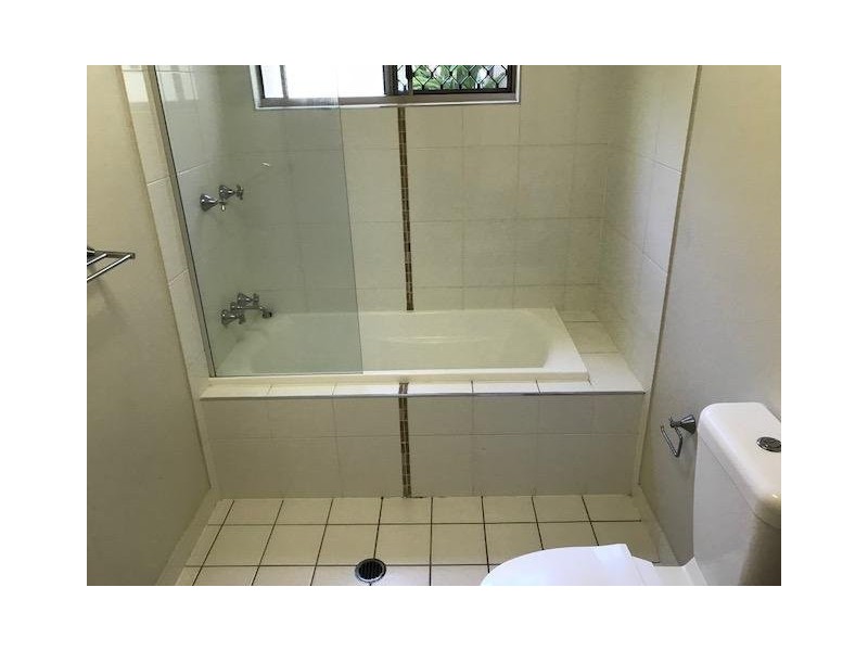 1002/22-26 Clifton Road, Clifton Beach QLD 4879