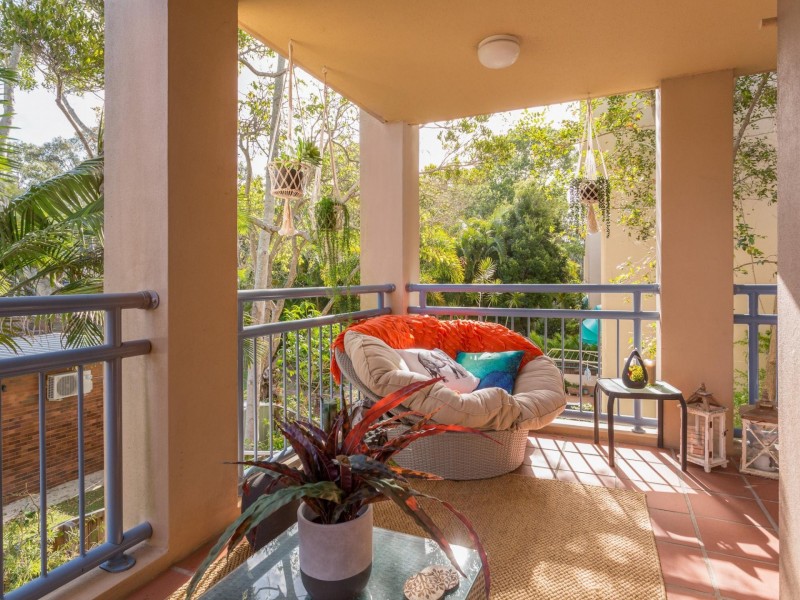 9/4 Monte Carlo Avenue, Surfers Paradise QLD 4217