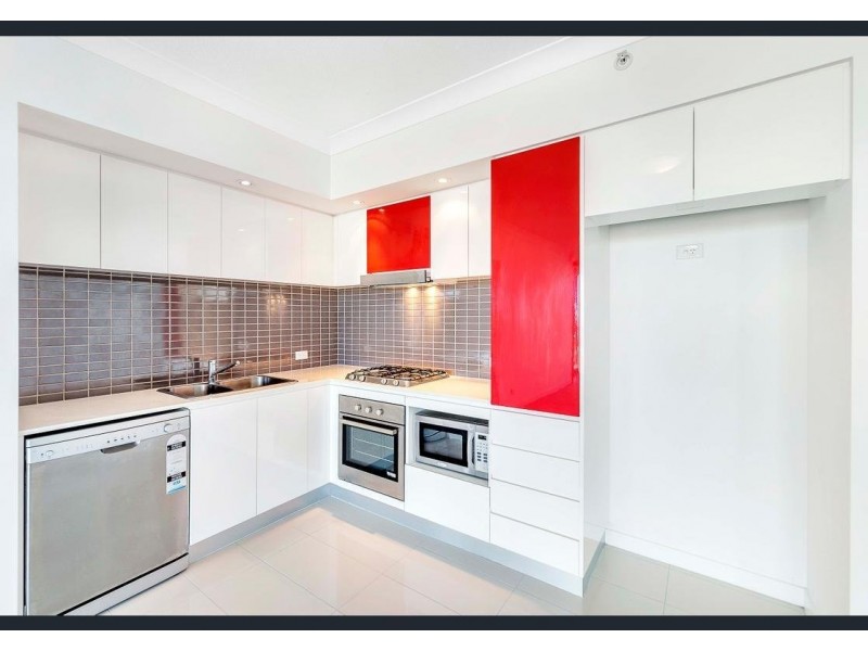 @/9 Lawson Street, Southport QLD 4215