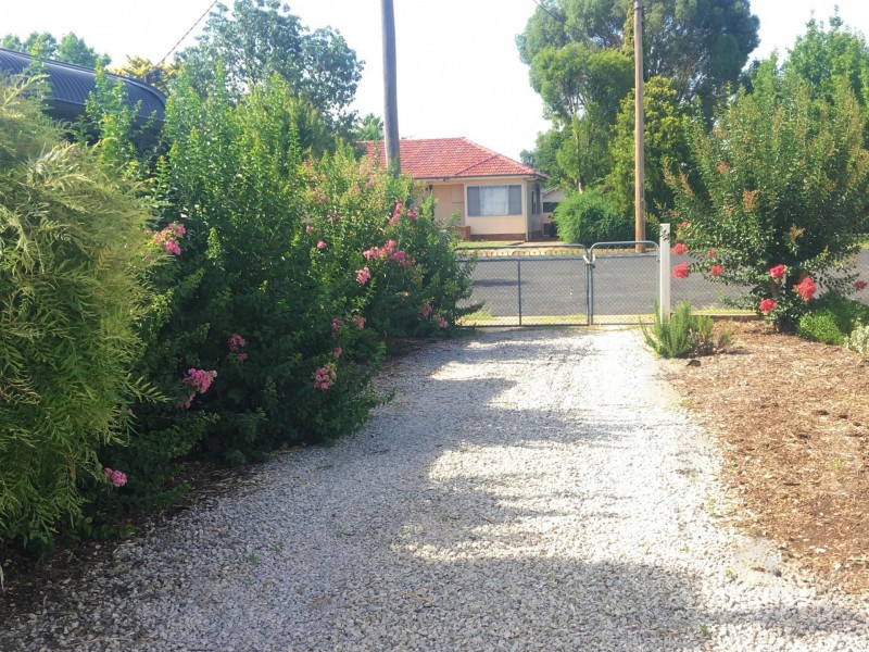 122 Warne Street, Wellington NSW 2820