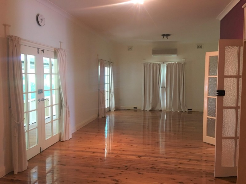 122 Warne Street, Wellington NSW 2820