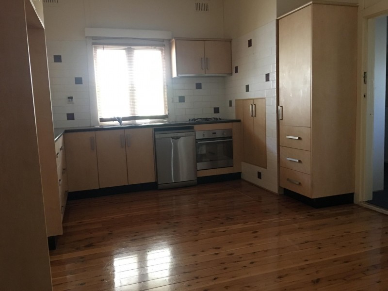 122 Warne Street, Wellington NSW 2820