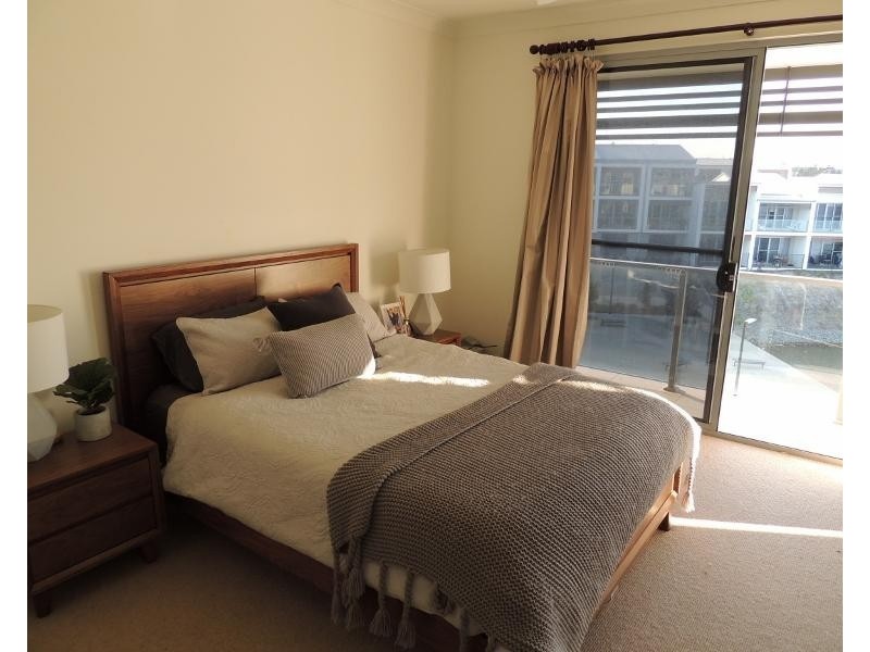 3028 The Boulevarde, Carrara QLD 4211