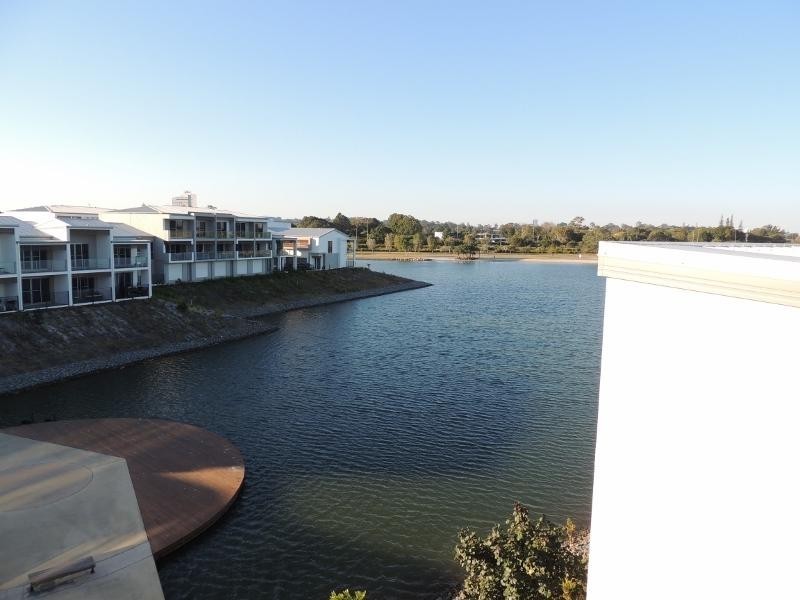 3028 The Boulevarde, Carrara QLD 4211