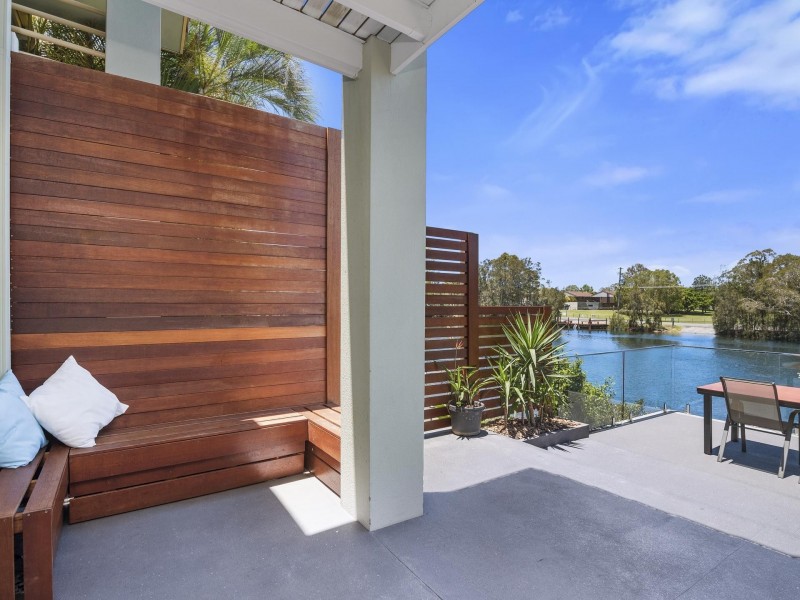 126/215 Cottesloe Drive, Mermaid Waters QLD 4218