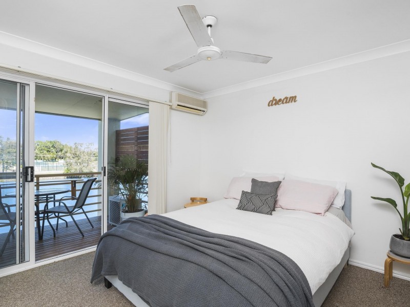 126/215 Cottesloe Drive, Mermaid Waters QLD 4218