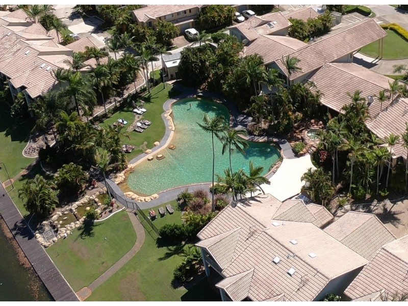 126/215 Cottesloe Drive, Mermaid Waters QLD 4218