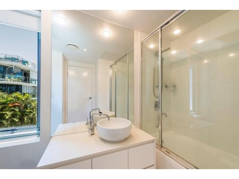 Apartment 1101/438 Marine Parade, Biggera Waters QLD 4216