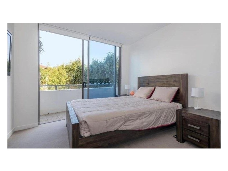 1107/438 Marine Parade, Biggera Waters QLD 4216