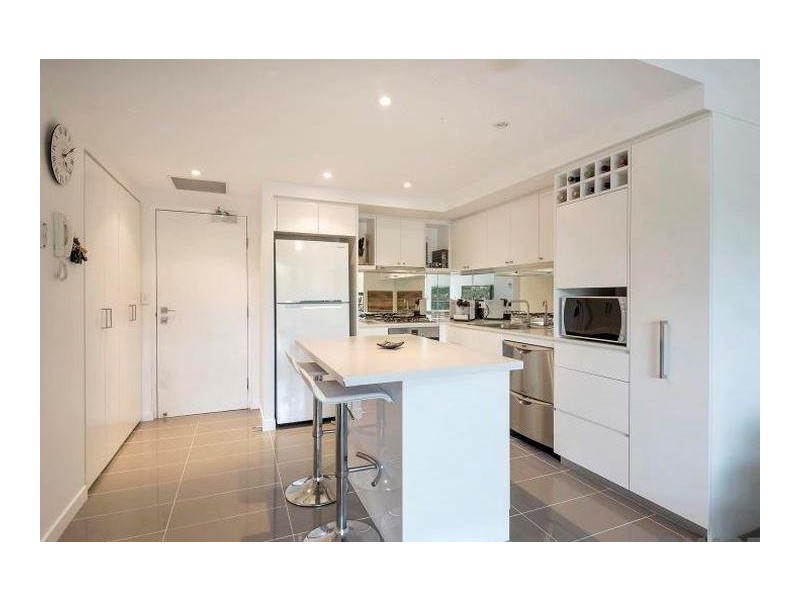 1107/438 Marine Parade, Biggera Waters QLD 4216