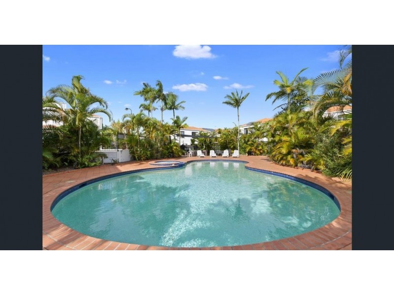 8/77-95 Bamboo Avenue, Benowa QLD 4217