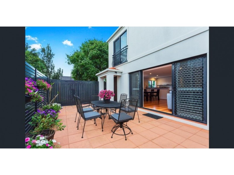 8/77-95 Bamboo Avenue, Benowa QLD 4217