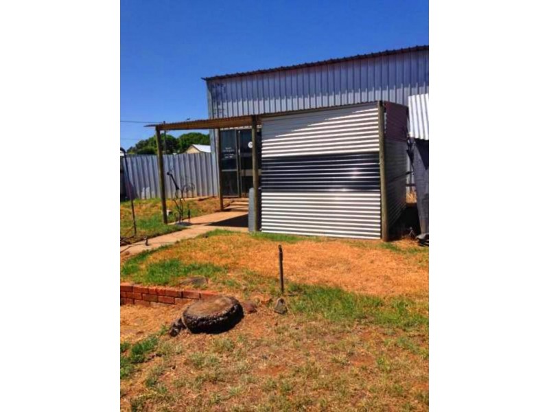 101 Gobolion Street, Wellington NSW 2820