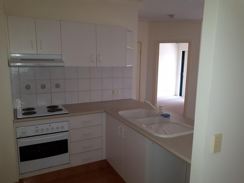 22/12 Spendelove Avenue, Southport QLD 4215