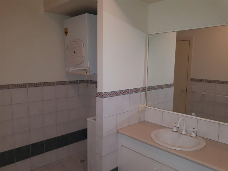 22/12 Spendelove Avenue, Southport QLD 4215