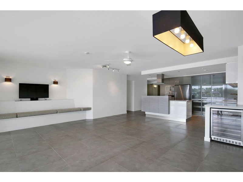 72 Macquarie Street, St Lucia QLD 4067