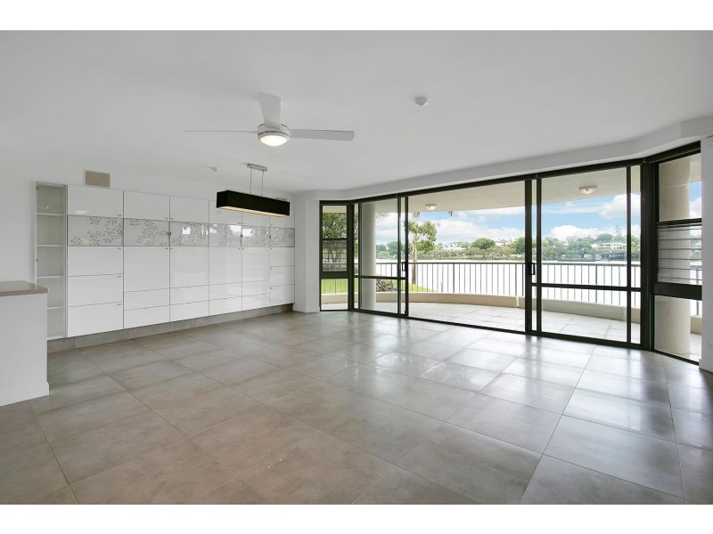 72 Macquarie Street, St Lucia QLD 4067
