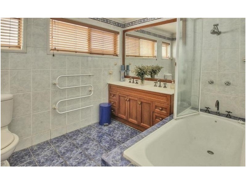 507 Mains Rd, Macgregor QLD 4109