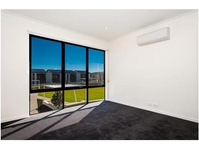 17/1 Ancora Crescent, Hope Island QLD 4212