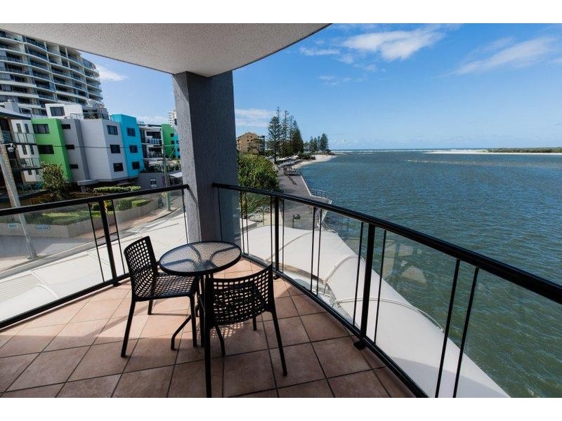 4 Tay Avenue, Caloundra QLD 4551