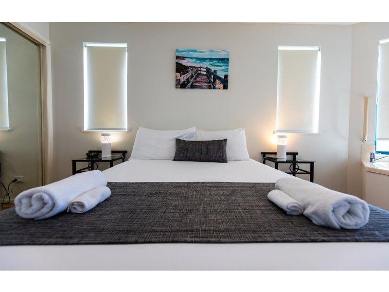 4 Tay Avenue, Caloundra QLD 4551