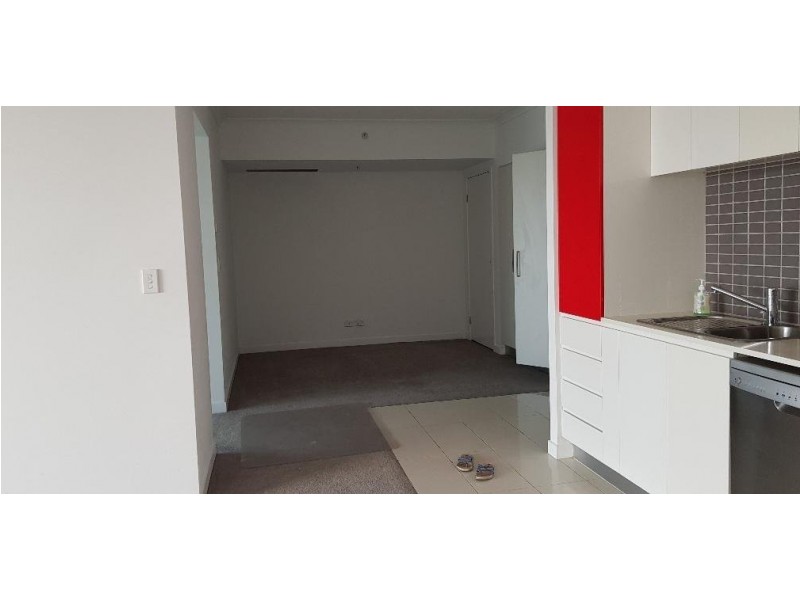 @/9 Lawson Street, Southport QLD 4215